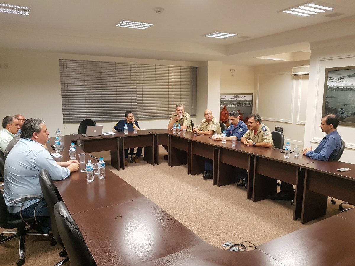 Reunião do Foro com representantes de órgãos públicos de segurança